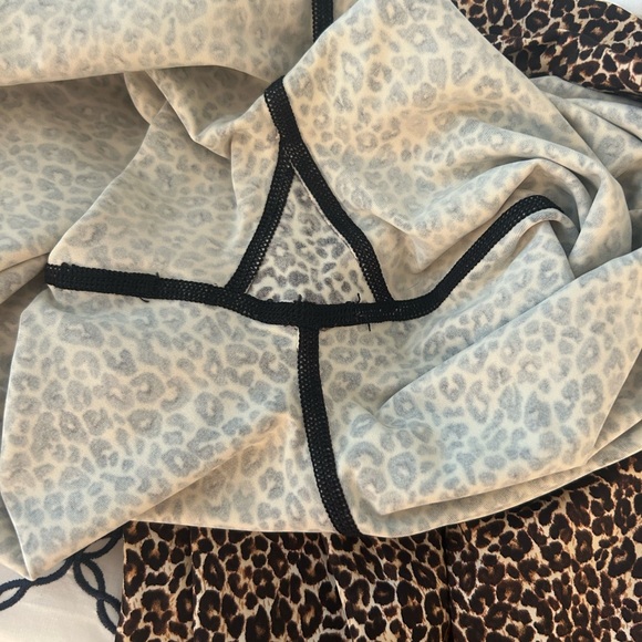 Varley classic leopard set - Picture 5 of 5